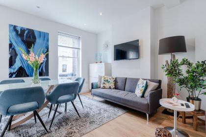 Architect's Sophisticated Private 3bed 3bath House OFF OXFORD ST - image 9