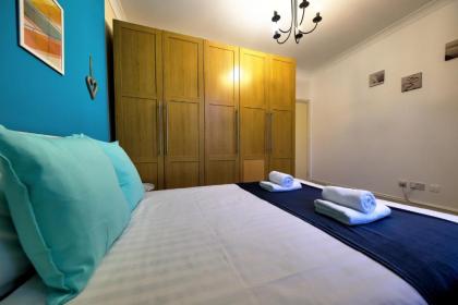 Baker Street Apartments - image 11