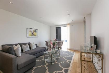 Urban Chic - Portobello - image 19