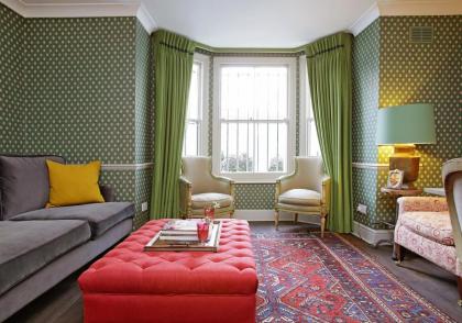 Home at Heart - Glorious 2 Bedroom Garden Apartment Notting Hill TALB - image 5