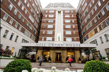 Nell Gwynn House Apartments - image 1