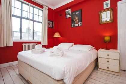 Unique Quirky 1BD in Belsize Park - image 16