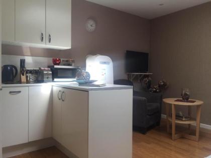 Studio Apartments Camden Town - image 4