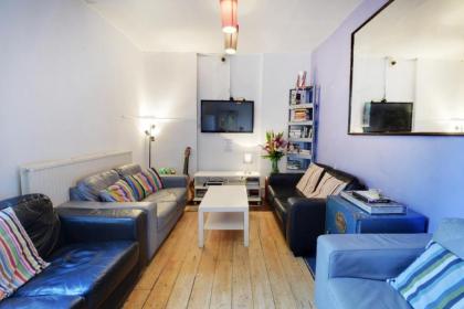 Astor Museum Hostel - image 19
