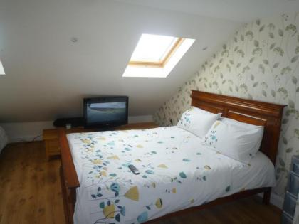 Boundary Road 1 Bedroom & 2 Bedroom Flats - image 1