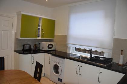 Boundary Road 1 Bedroom & 2 Bedroom Flats - image 18