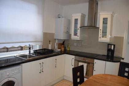 Boundary Road 1 Bedroom & 2 Bedroom Flats - image 19