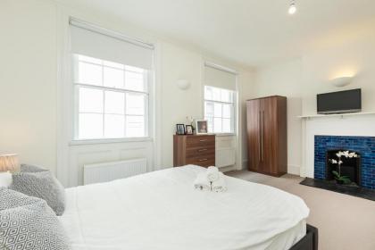 Covent Garden Maisonette - image 14