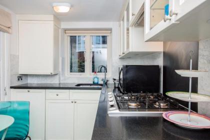 Cosy 1 Bedroom Apartment Near Harrods Knightsbridge - image 11