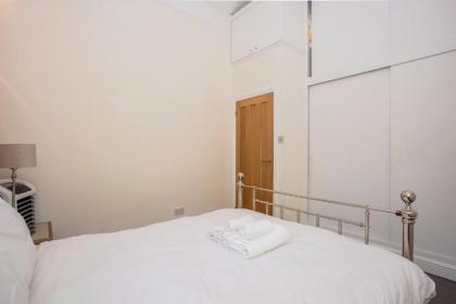 Cosy 1 Bedroom Apartment Near Harrods Knightsbridge - image 16