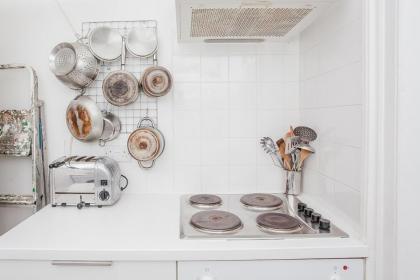 Central Spacious Studio Near Kensington Gardens - image 25