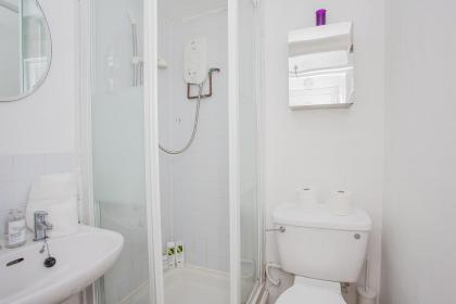 Central Spacious Studio Near Kensington Gardens - image 29