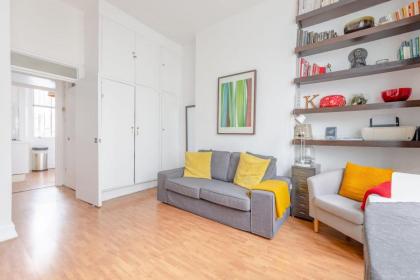 Central Spacious Studio Near Kensington Gardens - image 3