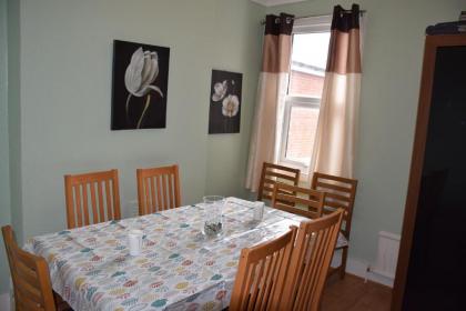 4 Bedroom Apartment & 2 Bedroom apartment - image 13