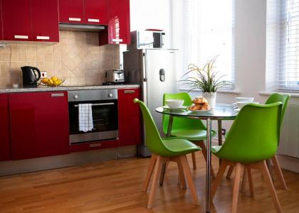 Apt 2 Opera House by Indigo Flats - image 8