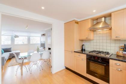 Holland Park 2 Bed Flat by BaseToGo - image 20