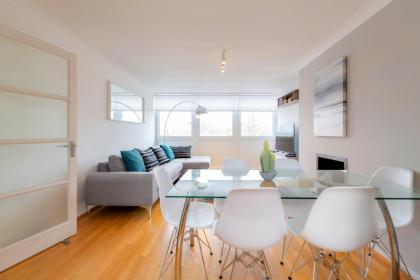 Holland Park 2 Bed Flat by BaseToGo - image 3