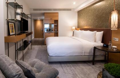 Lincoln Plaza London Curio Collection By Hilton - image 4