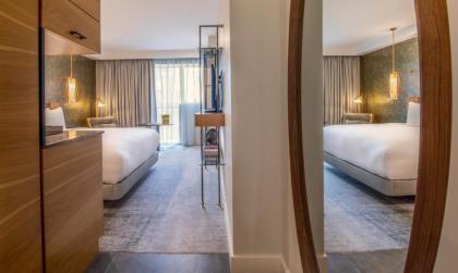 Lincoln Plaza London Curio Collection By Hilton - image 6