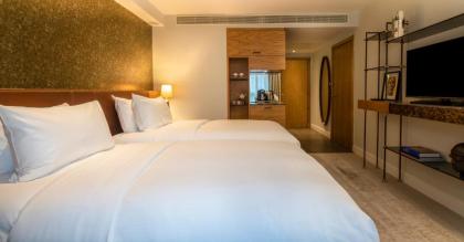 Lincoln Plaza London Curio Collection By Hilton - image 8