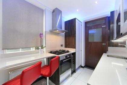 Bryanston Apartments - image 29