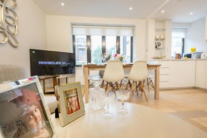 Urban Chic - Basing Street - image 9
