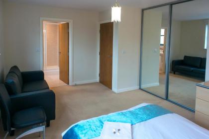 Royal Limehouse Apartment - image 9