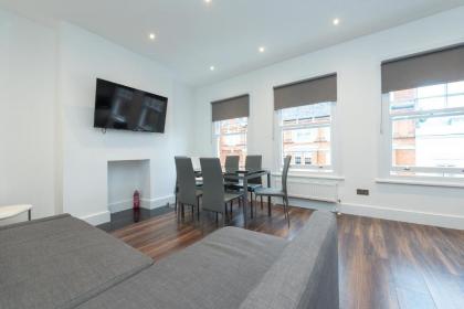 Beautiful Apartment in Gorgeous Location (DH8) - image 1