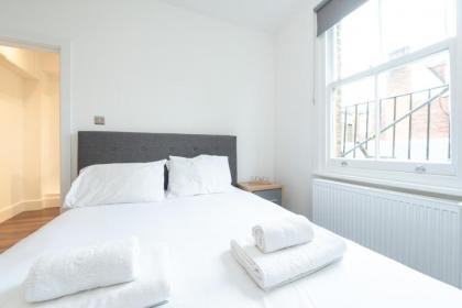 Beautiful Apartment in Gorgeous Location (DH8) - image 9