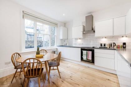 Covent Garden Apartments - Netflix and Nespresso - image 11