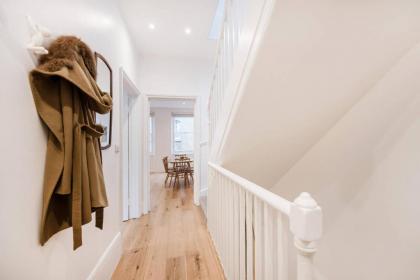 Covent Garden Apartments - Netflix and Nespresso - image 8