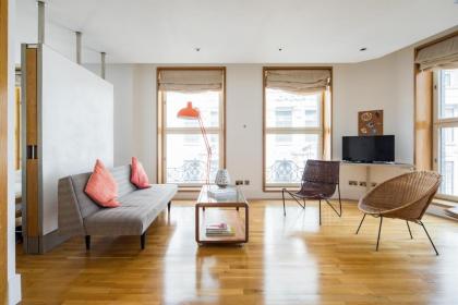 Soulful Central London Apartment - image 1
