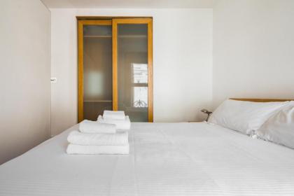 Soulful Central London Apartment - image 9