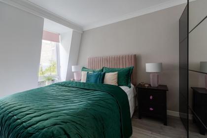 Explore the MOST EXQUISITE West-End from a Harrods FAMILY and COUPLE HOME - image 26