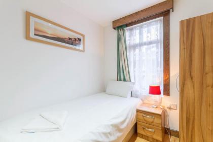 Brick Lane Hotel - image 18