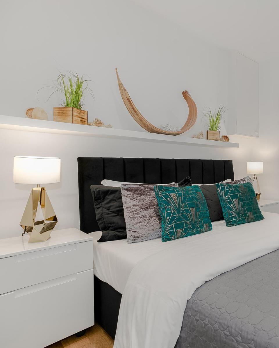 Cool Covent Garden Theatre Design Hub for Families Friends Couples - image 7