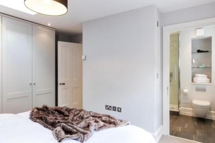 1st Class Covent Garden Residences for 1st Class Guests - image 12