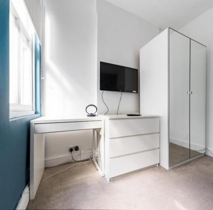 City Rooms - image 9