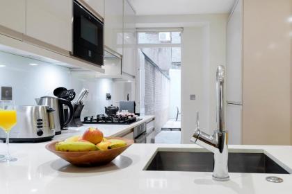 Fitzrovia by CAPITAL - image 8