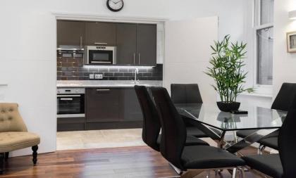 Fleet Street Apartment 1 - image 6