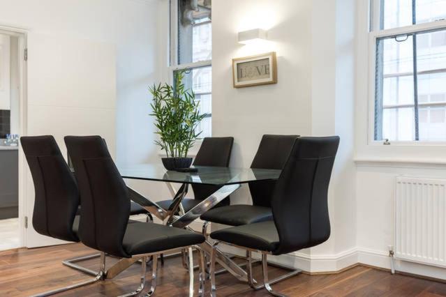 Fleet Street Apartment 2 - main image