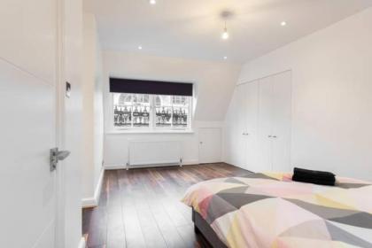 Fleet Street Apartment 4 - image 17