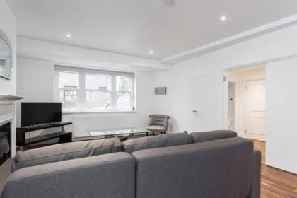 Fleet Street Apartment 4 - image 6