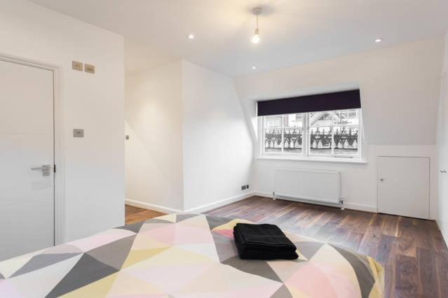 Fleet Street Apartment 4 - image 7