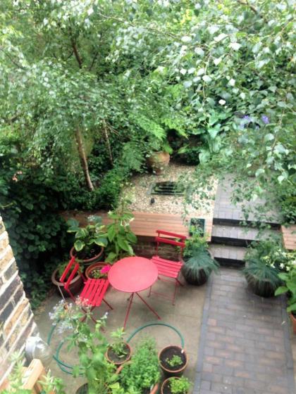 Veeve - Angel Hideaway - image 9