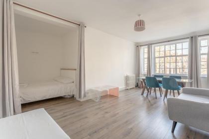 Bright and Lovely 1 Bedroom Flat Belsize - image 2