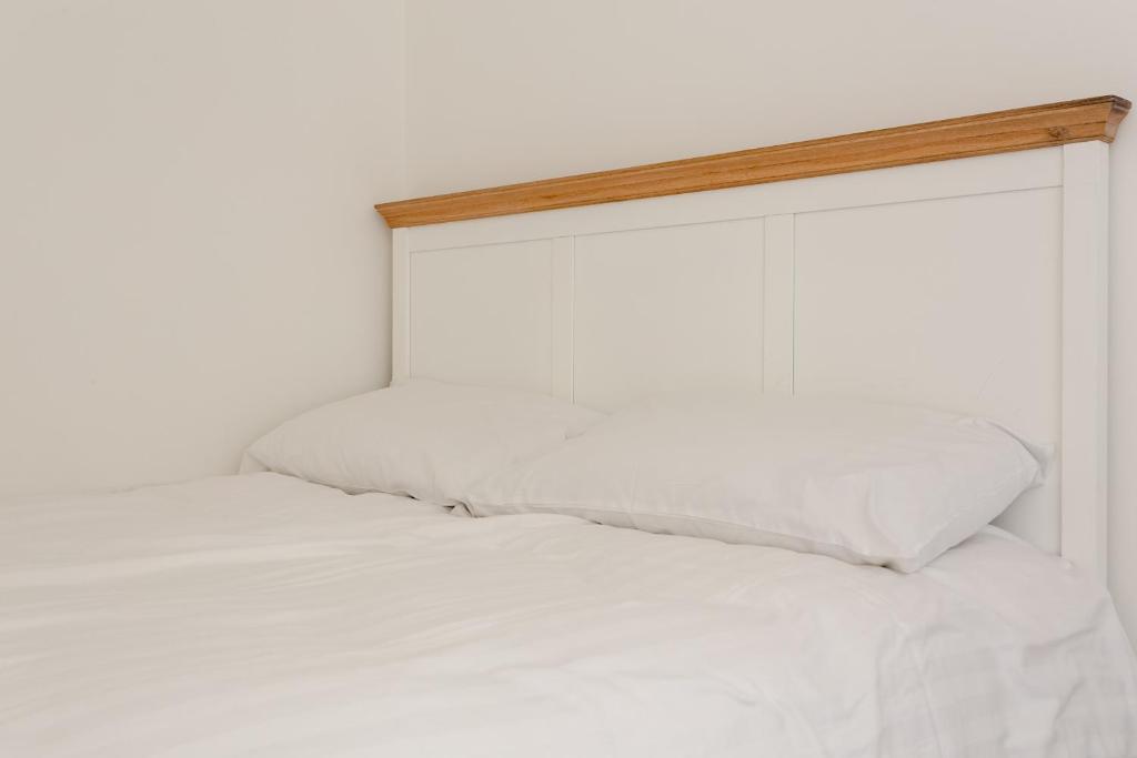 Bright and Lovely 1 Bedroom Flat Belsize - image 4