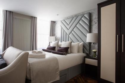 Baker Street by Viridian Apartments - image 16