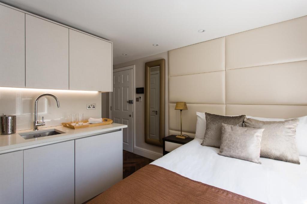 Baker Street by Viridian Apartments - image 5