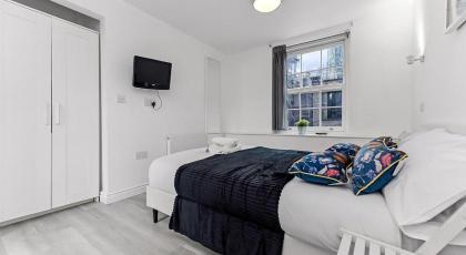 News Hotel by DC London Rooms - image 2